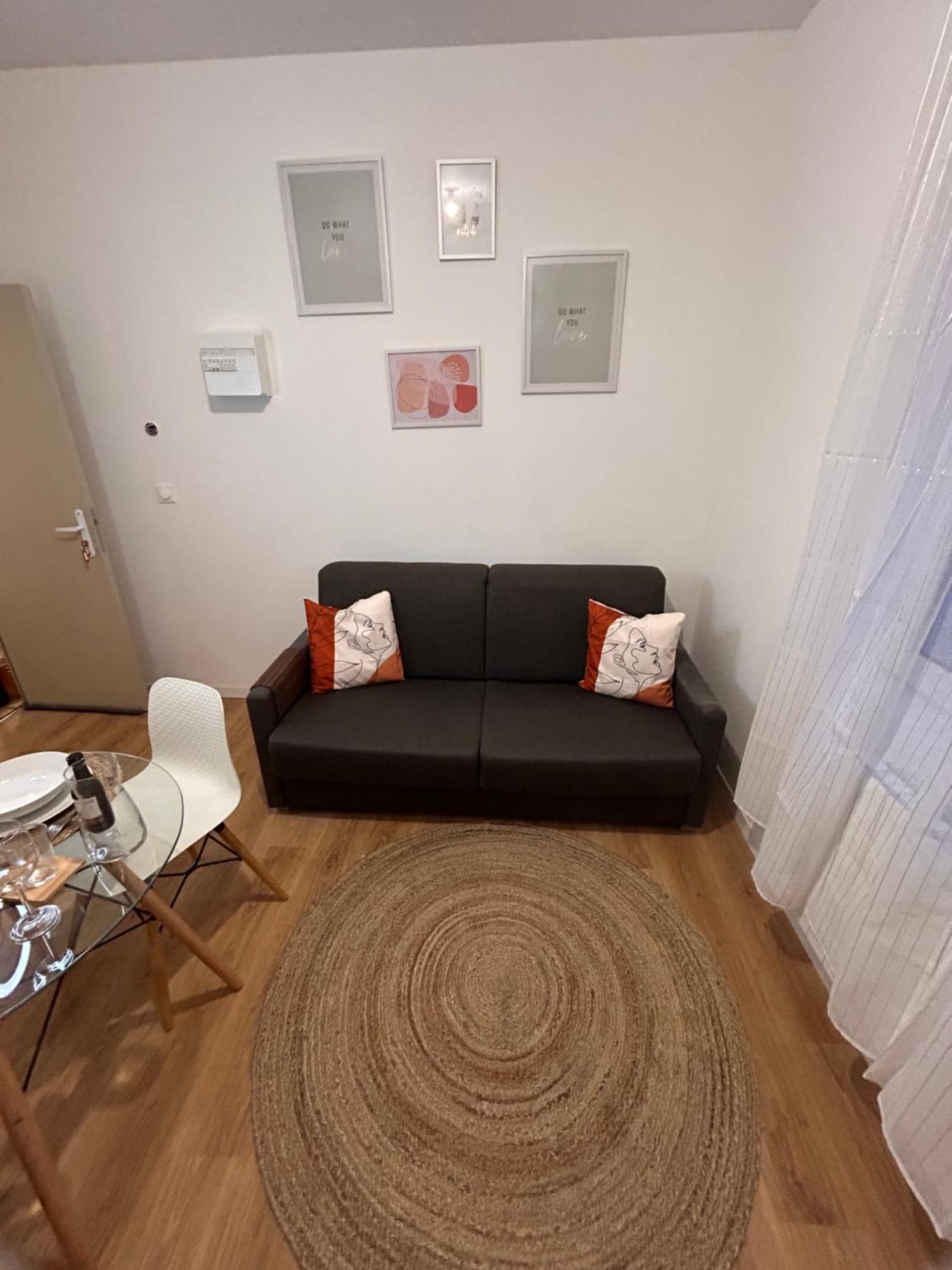 Serenity Stay Saint-Quentin  Dış mekan fotoğraf